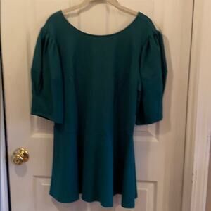 Eloquill NWT women’s 18 green short sleeve top